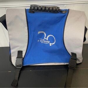 VTG Disney Channel 18.5"
Messenger Bag
Blue Gray Treeline Collection
Y2K